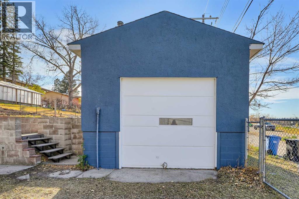 4119 2 Street NW, photo 44 of 50