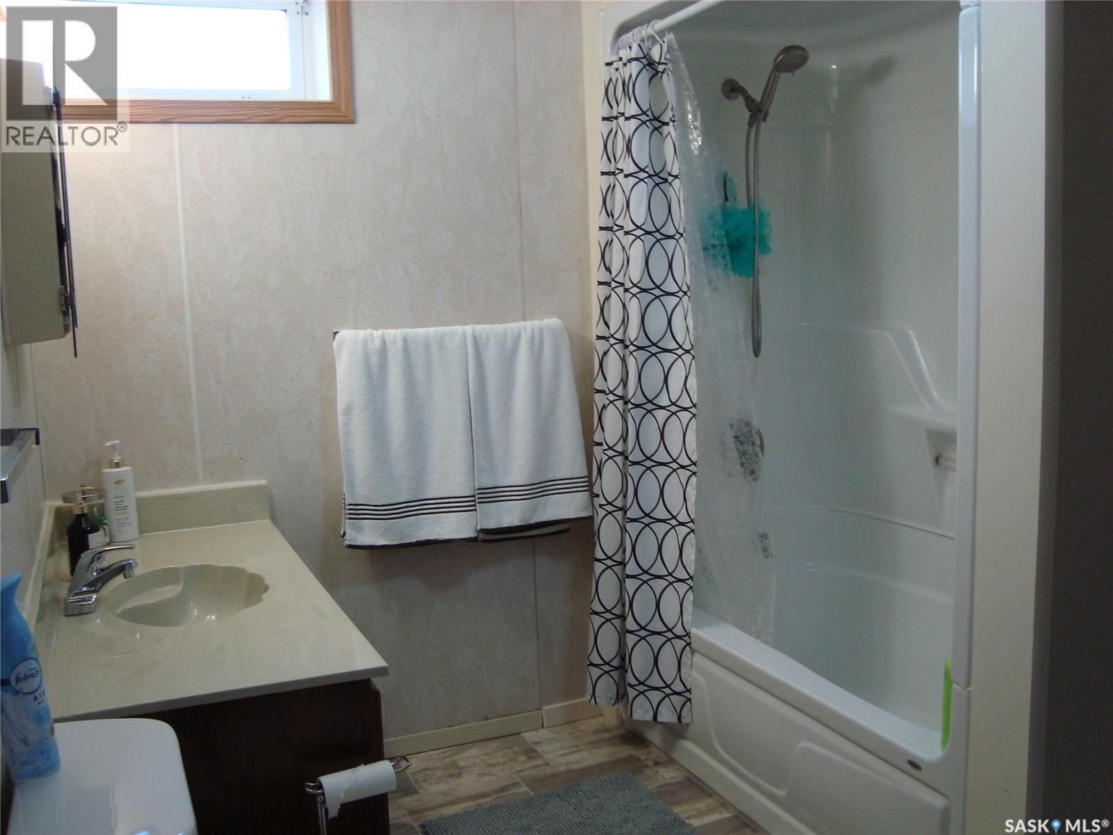 658 1st AVENUE NE, Swift Current — photo 15