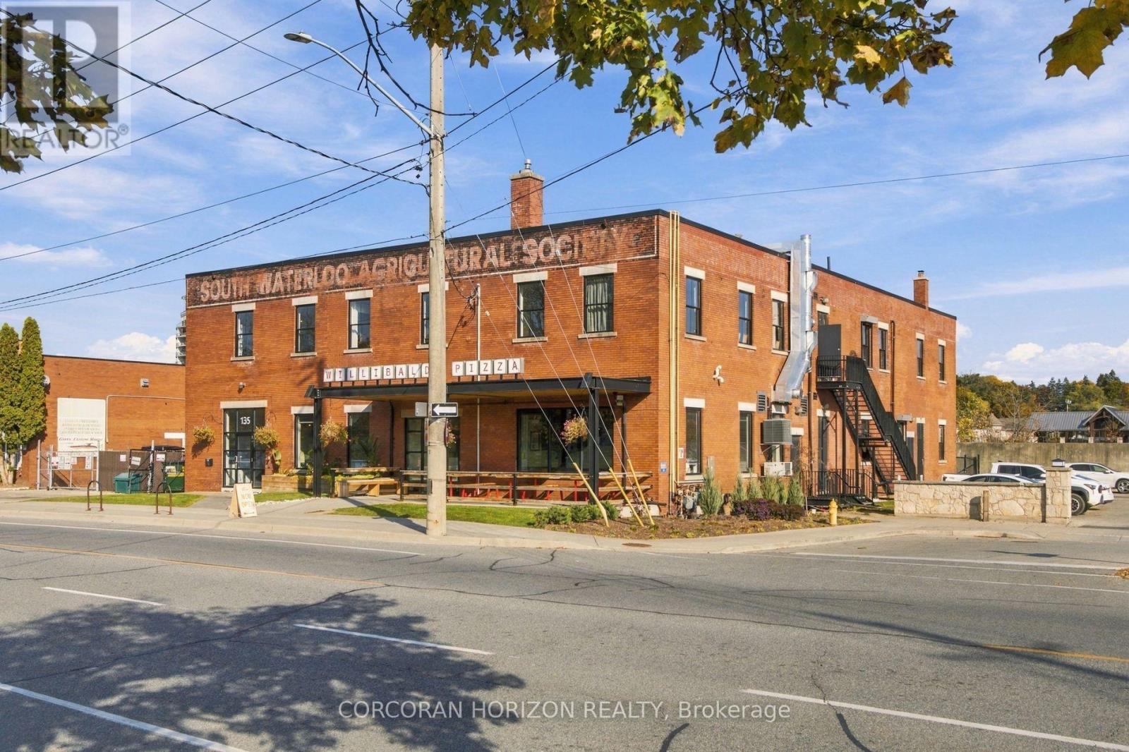 202 - 135 GEORGE STREET — photo 2