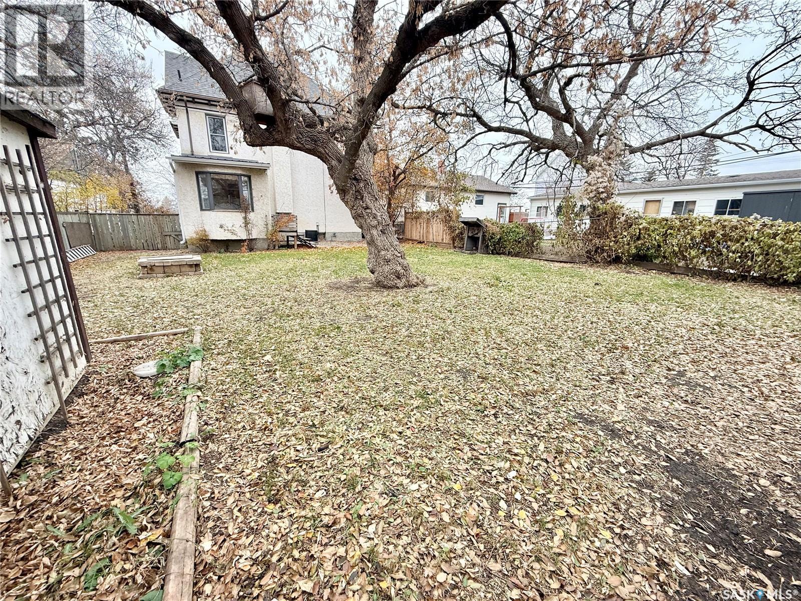 114 2nd AVENUE SE, Weyburn — photo 6