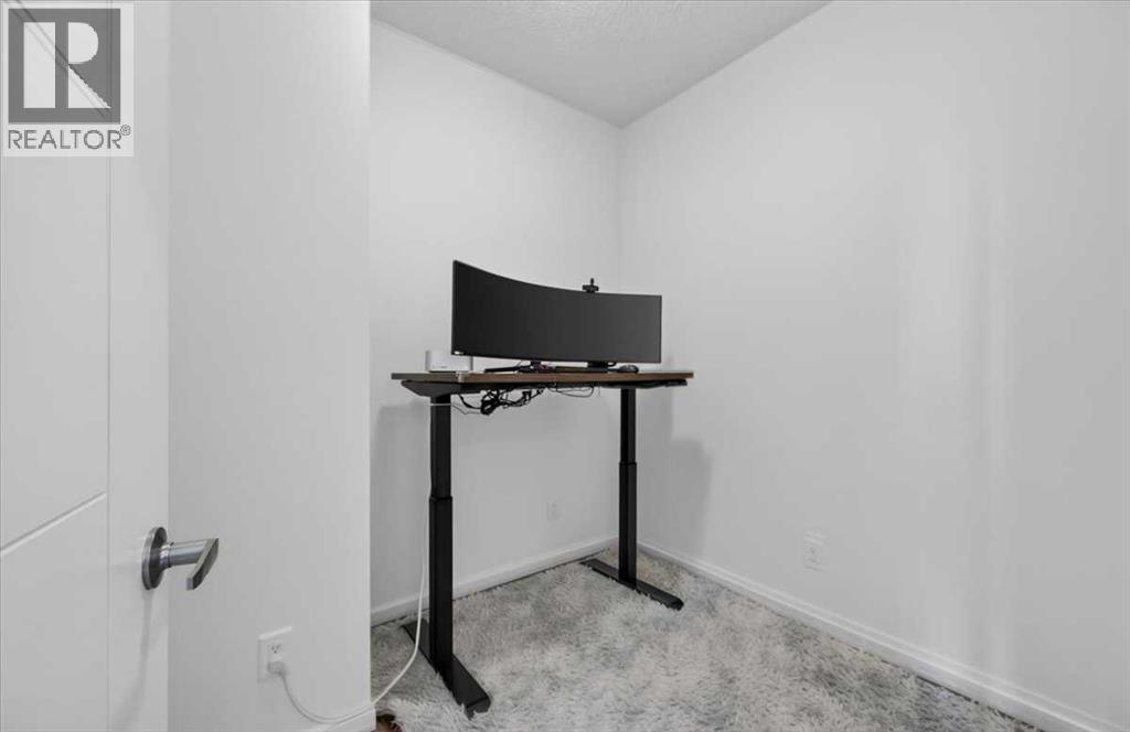 144 Carringham Way NW, Calgary — photo 18