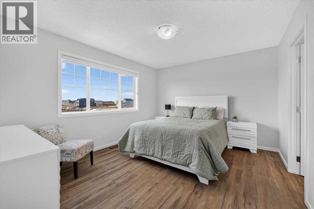 144 Carringham Way NW, Calgary — photo 24