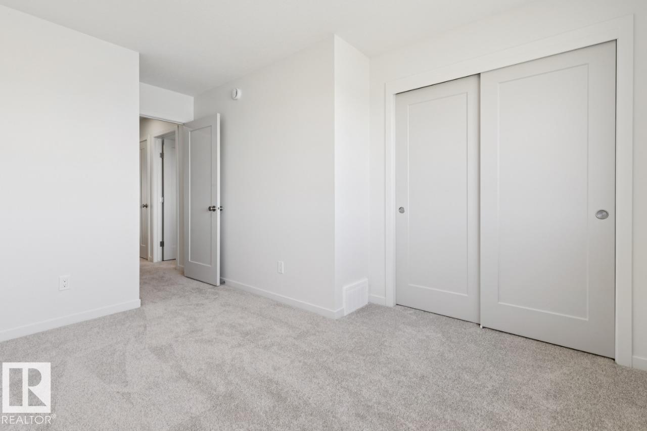 Property photograph 38 for MLS E4511231