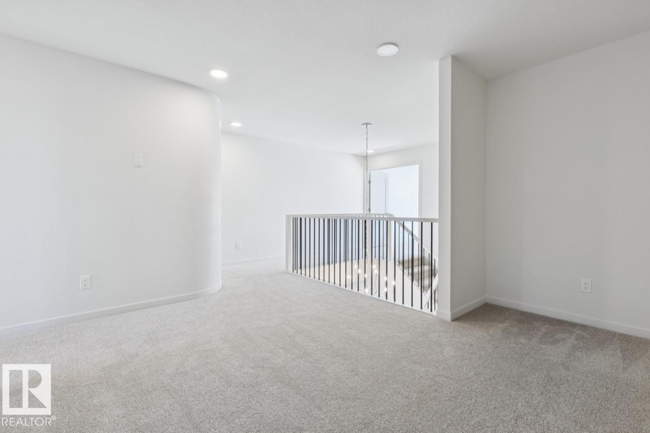 22522 83A AV NW, Edmonton — photo 32