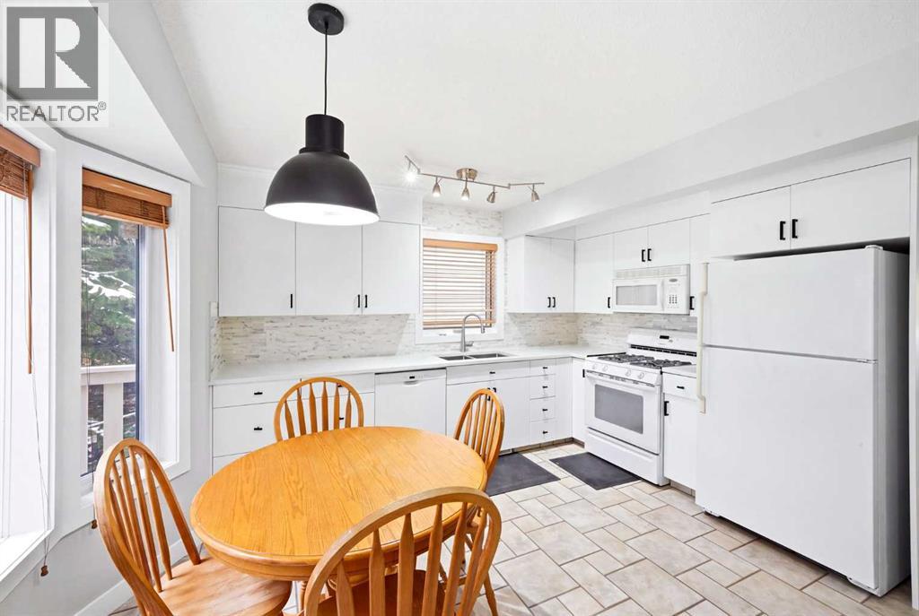 Property photograph 12 for MLS A2353828