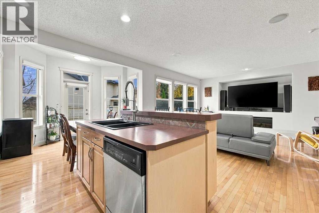 Property photograph 12 for MLS A2355500