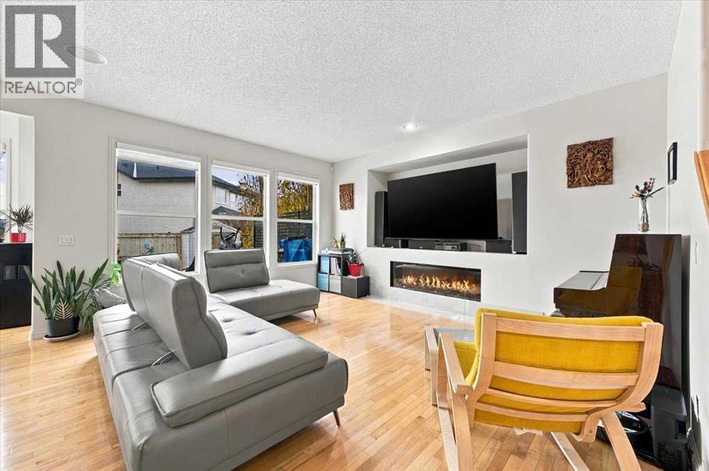 Property photograph 3 for MLS A2355500