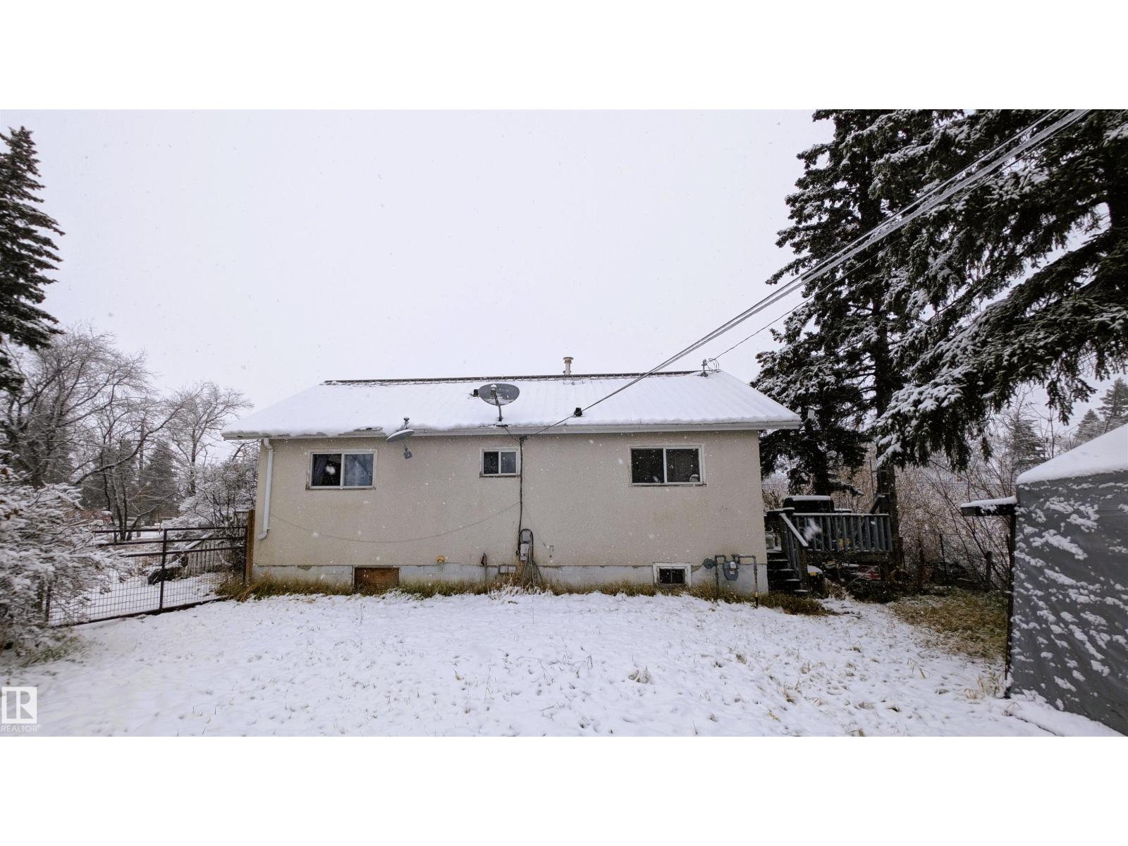 5217 50 AV, Elk Point — photo 2