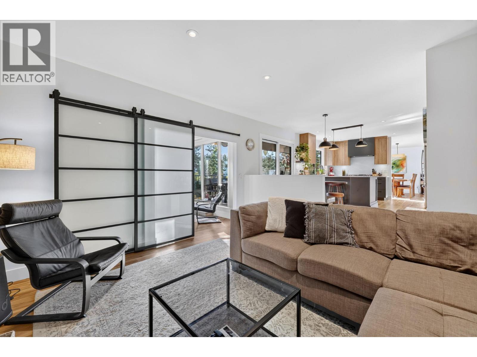  1605 Blackwood Drive, West Kelowna