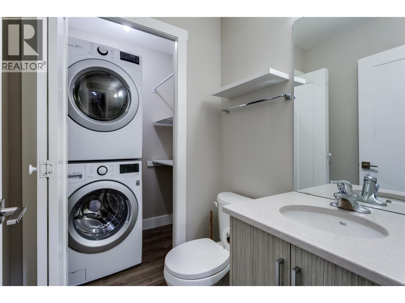 312 3090 Burtch Road, Kelowna