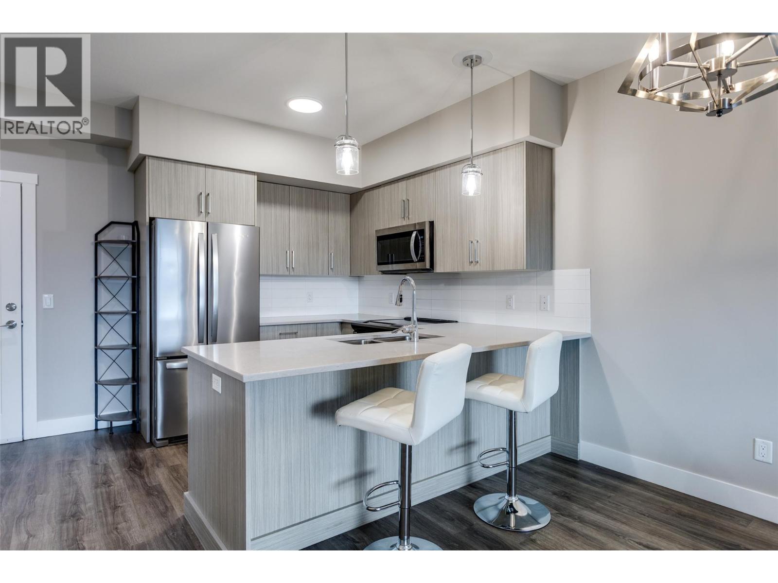 312 3090 Burtch Road, Kelowna
