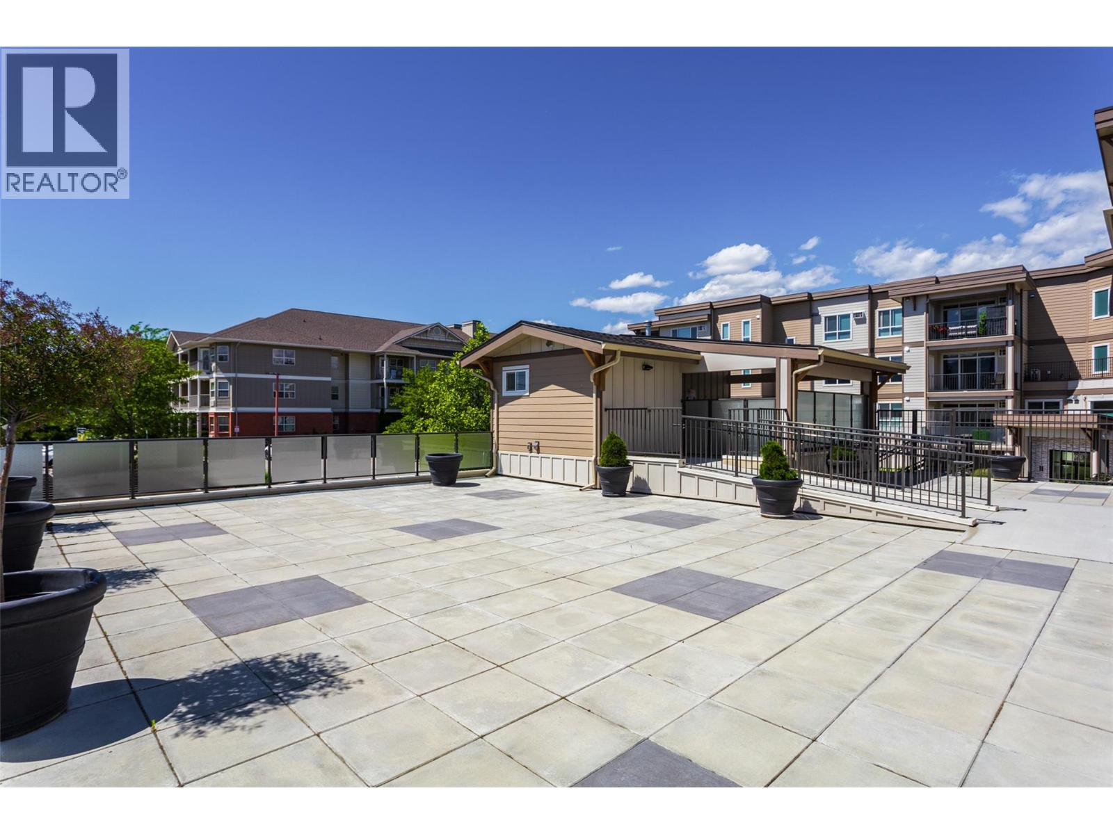 312 3090 Burtch Road, Kelowna
