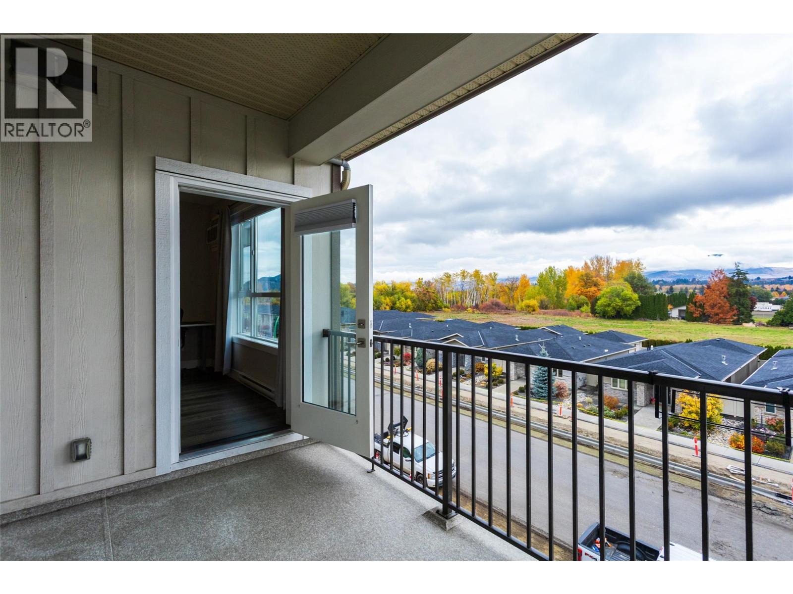 312 3090 Burtch Road, Kelowna