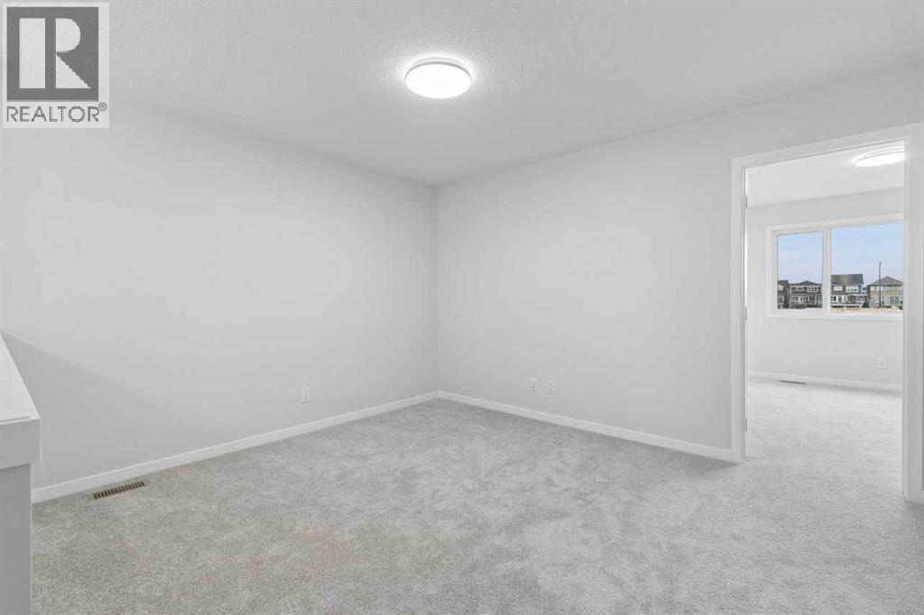 32 Snowberry Common SE, Calgary — photo 11