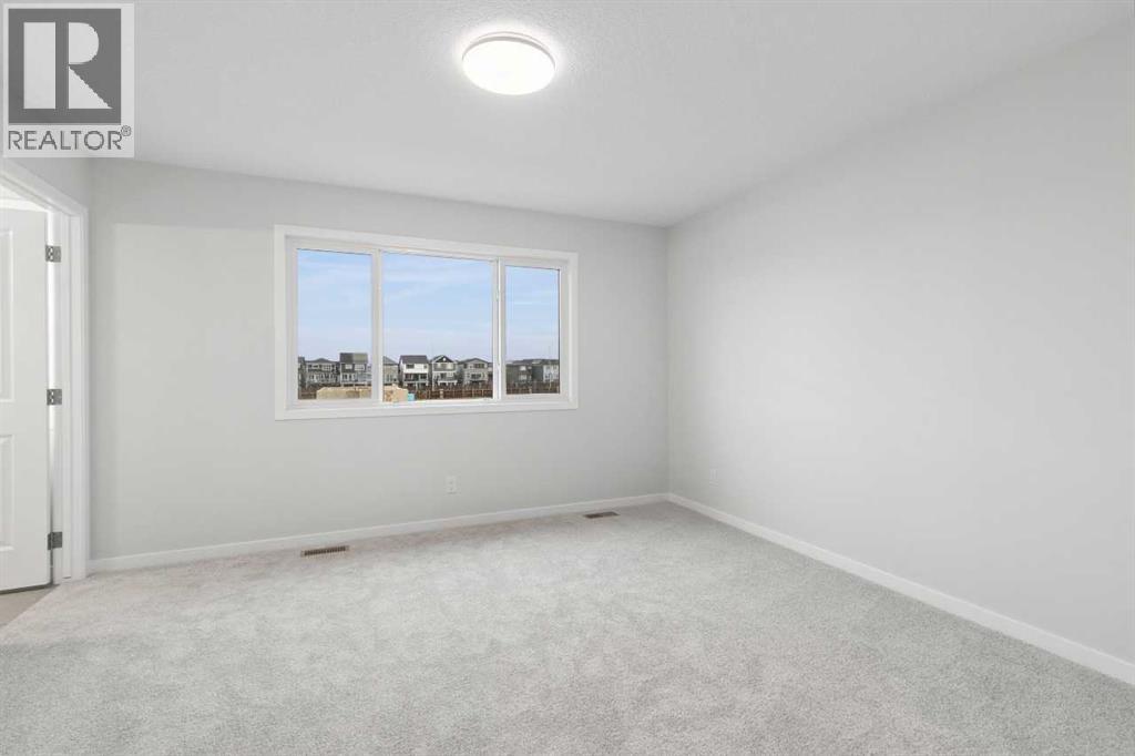 32 Snowberry Common SE, Calgary — photo 17