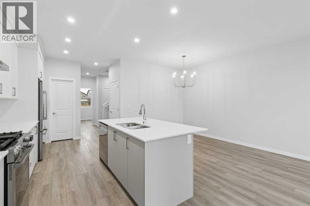 32 Snowberry Common SE, Calgary — photo 27