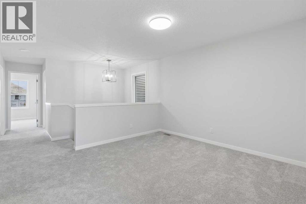 32 Snowberry Common SE, Calgary — photo 9