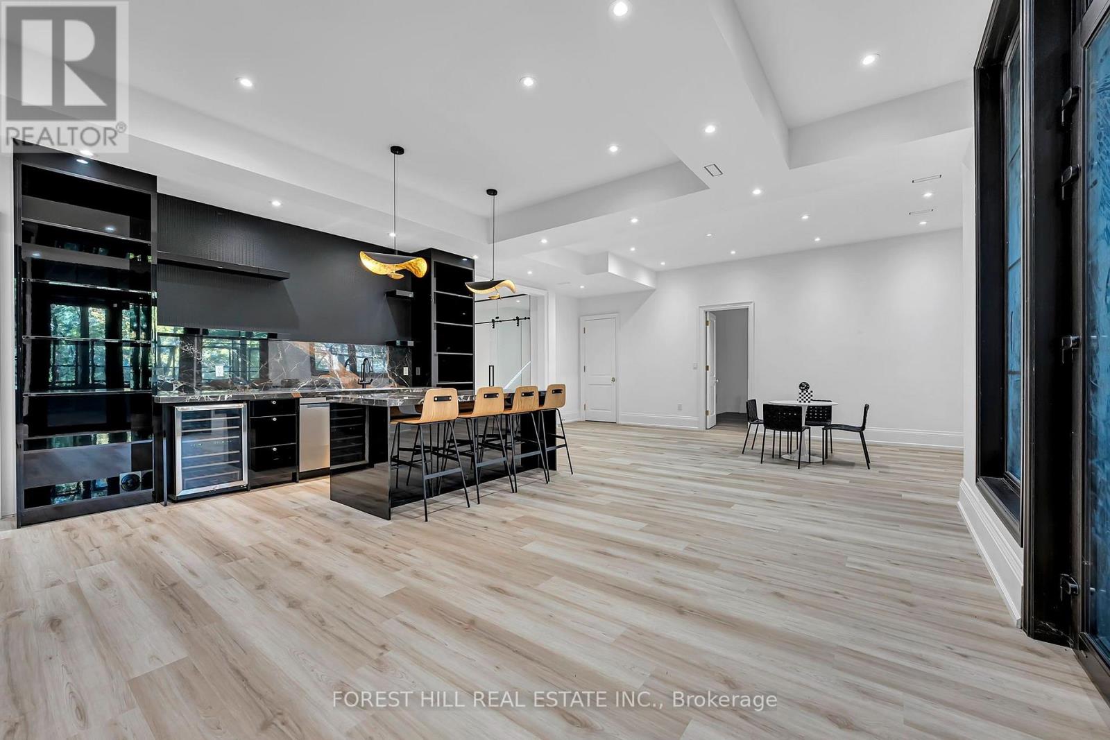 67 MONTRESSOR DRIVE - 29