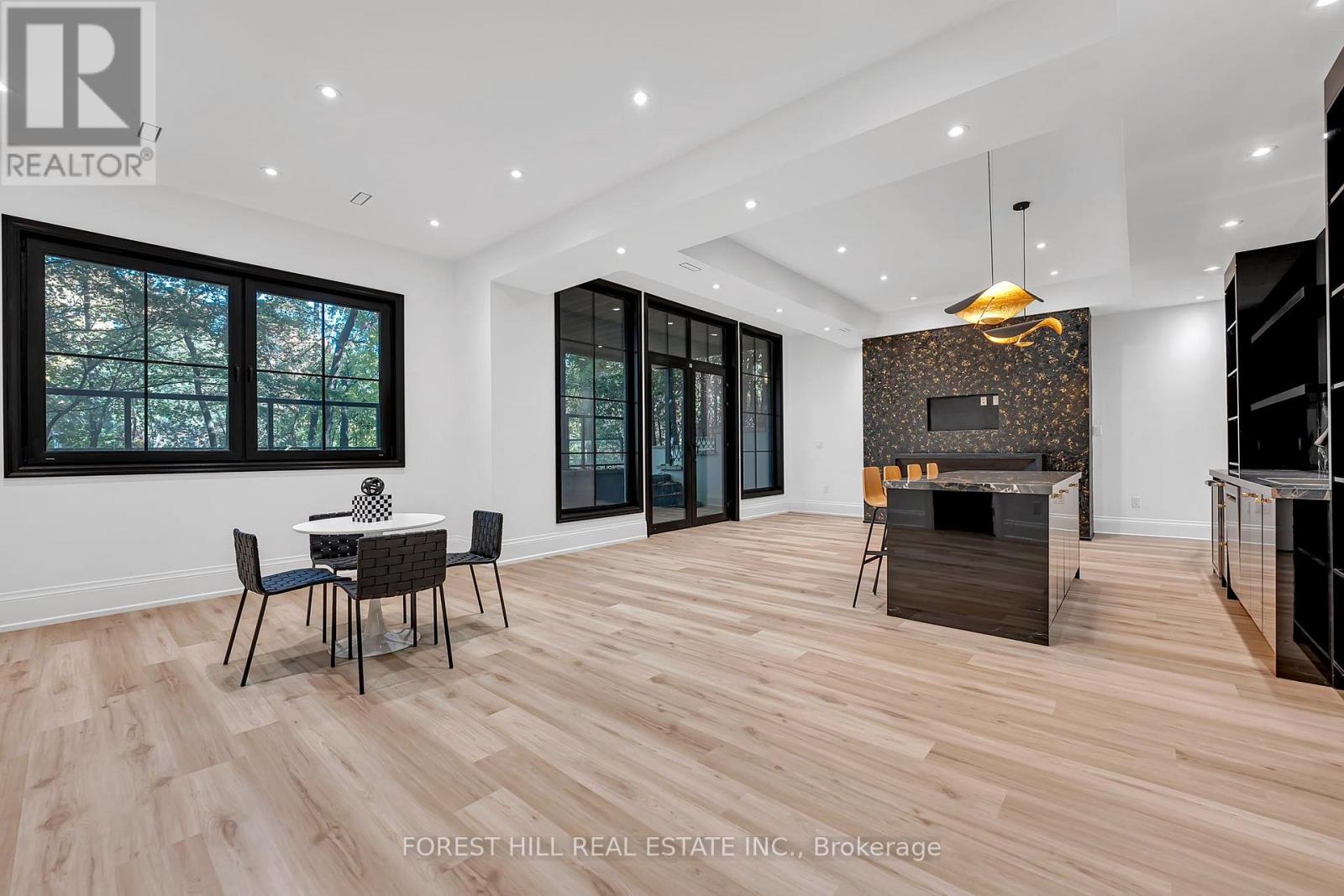 67 MONTRESSOR DRIVE - 31