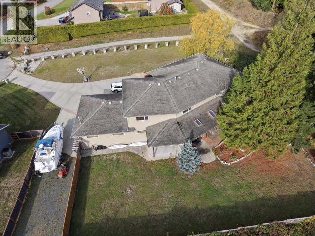 7254 TOBA STREET, Powell River