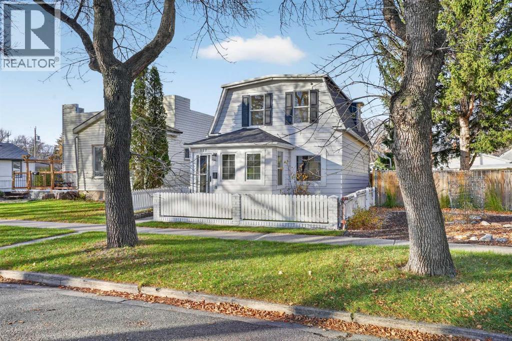 522 12B Street N, Lethbridge, Alberta, T1H2L4