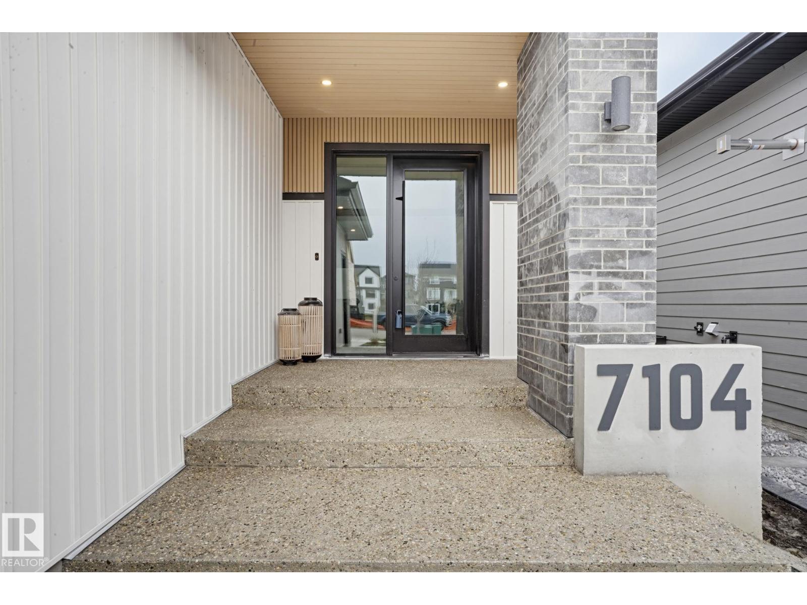 7104 54 AV, Beaumont — photo 3