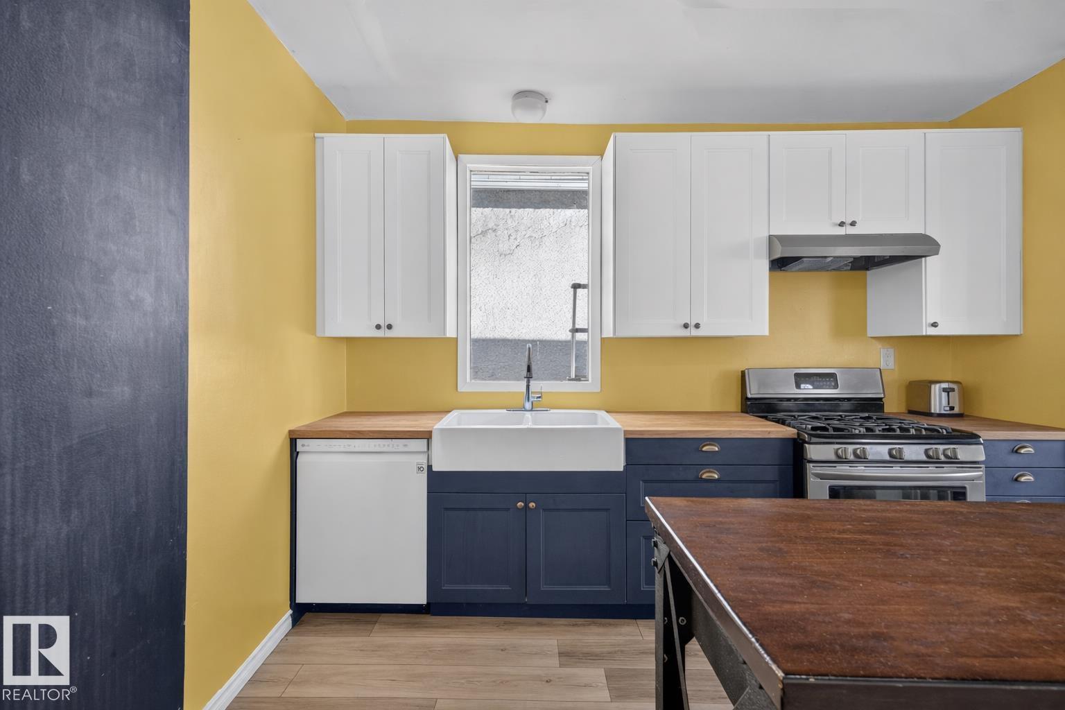 9626 85 AV NW, Edmonton — photo 11