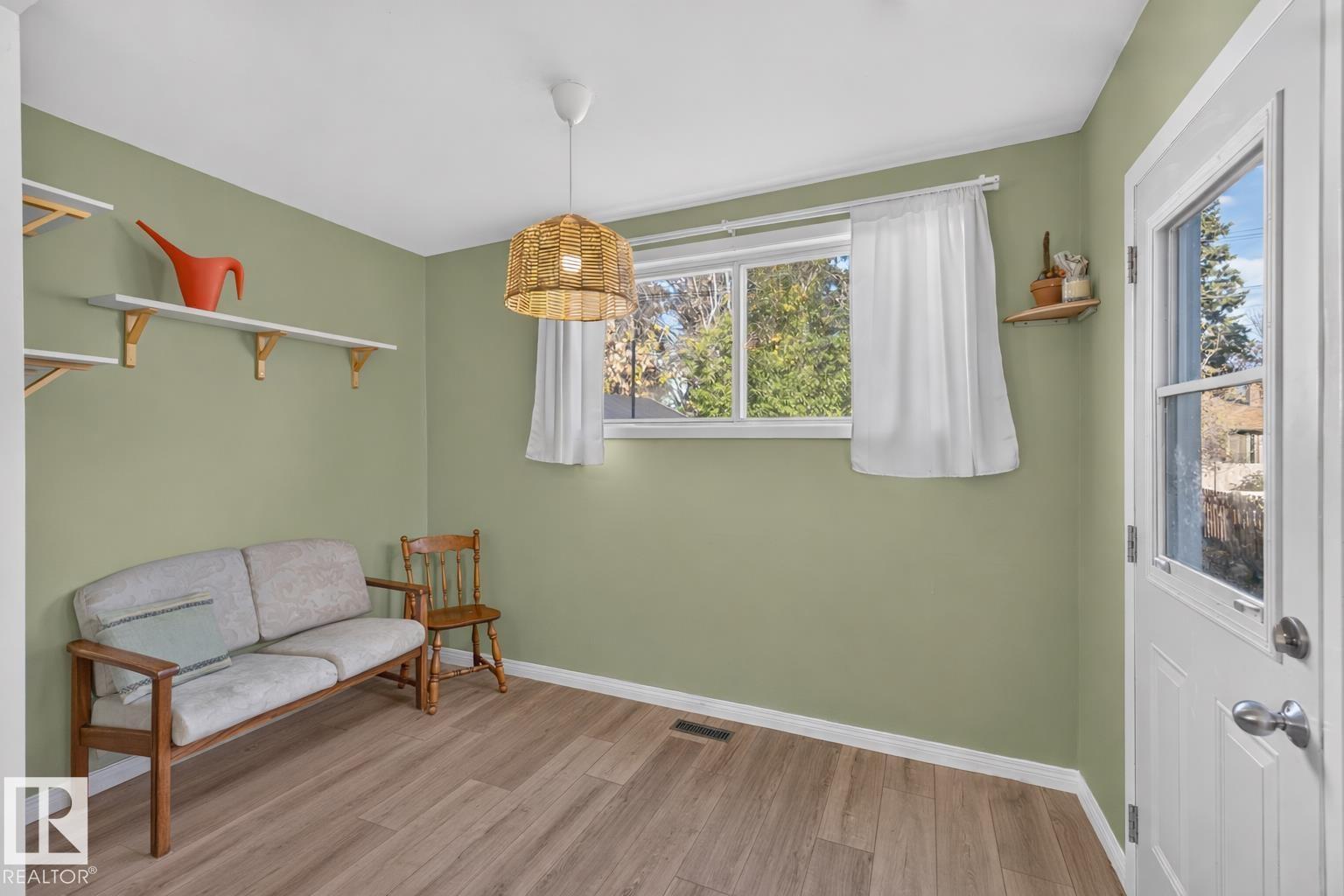 9626 85 AV NW, Edmonton — photo 12