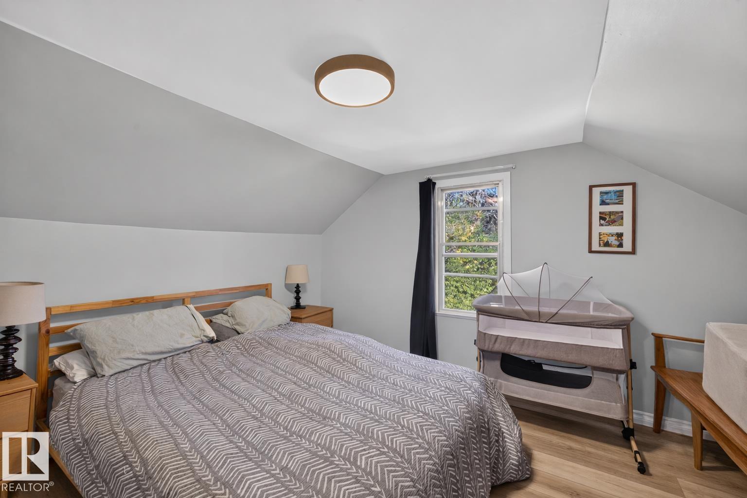 9626 85 AV NW, Edmonton — photo 21