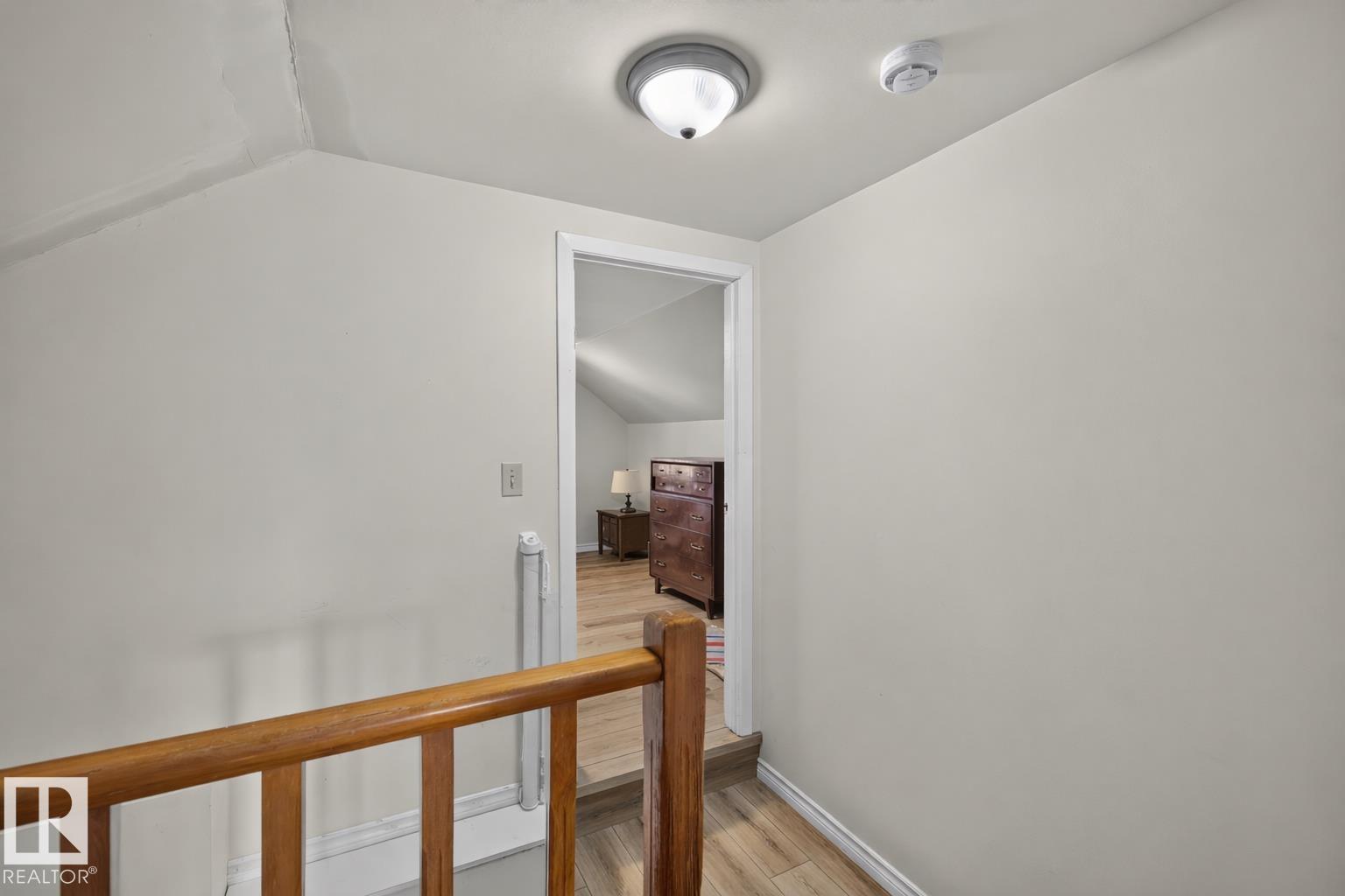 9626 85 AV NW, Edmonton — photo 24