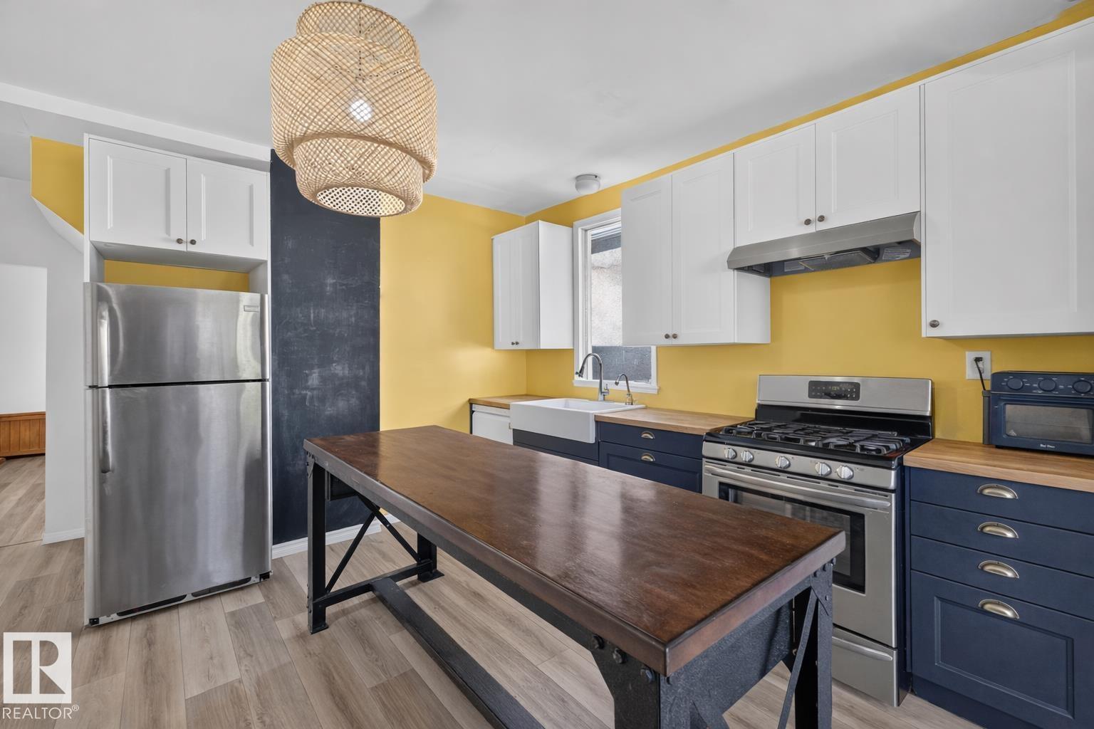 9626 85 AV NW, Edmonton — photo 4