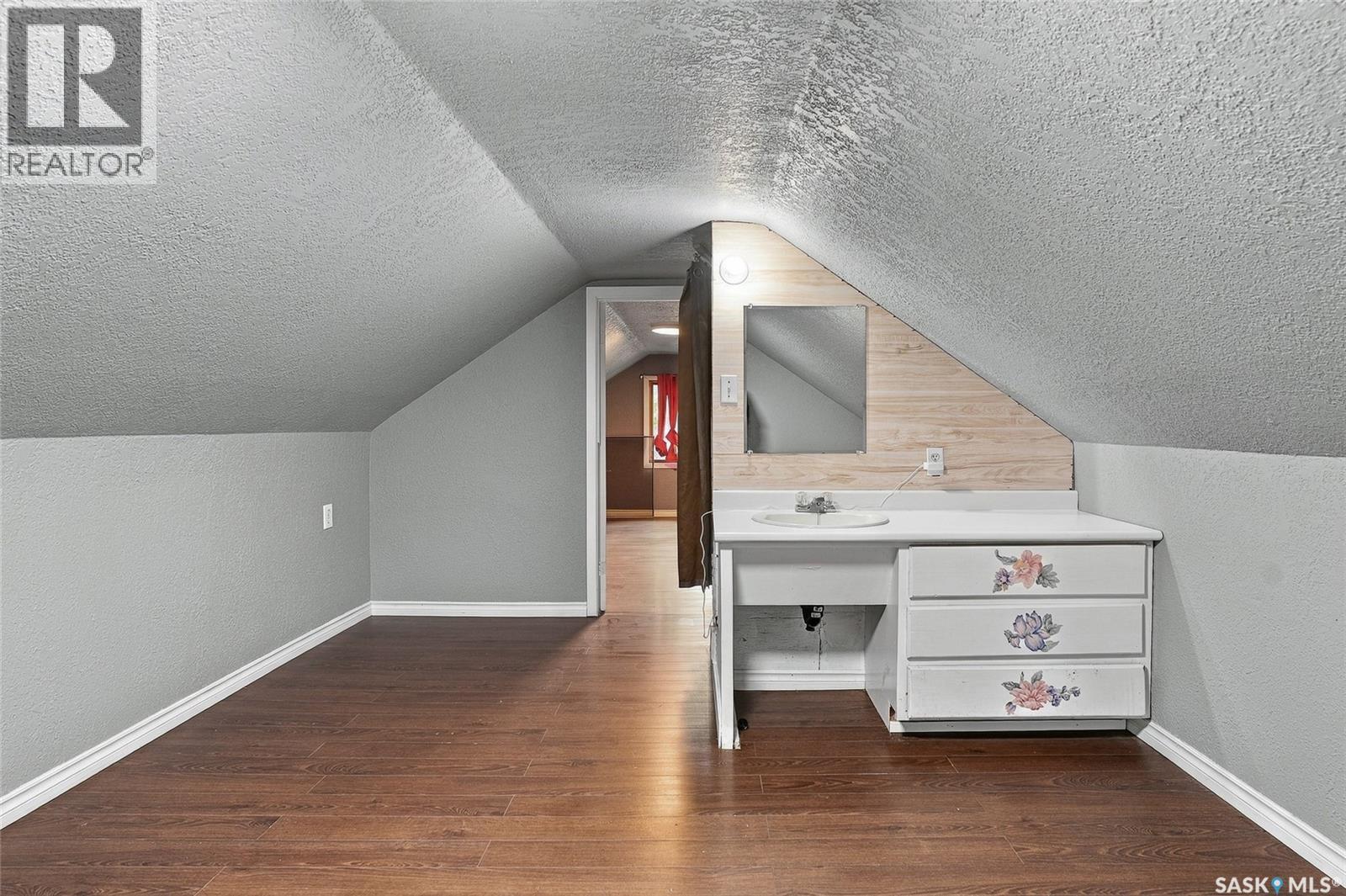 401 2nd STREET E, Langham — photo 24