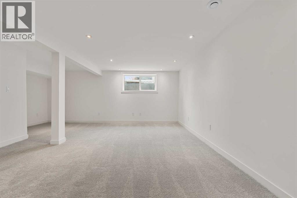 10532 Oakmoor Way SW, Calgary — photo 36