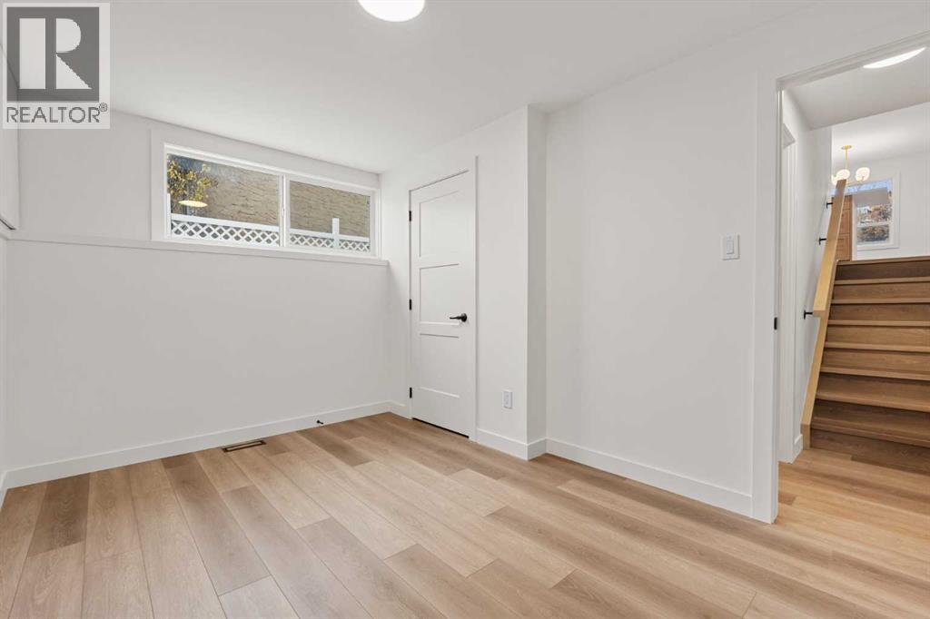 10532 Oakmoor Way SW, Calgary — photo 28