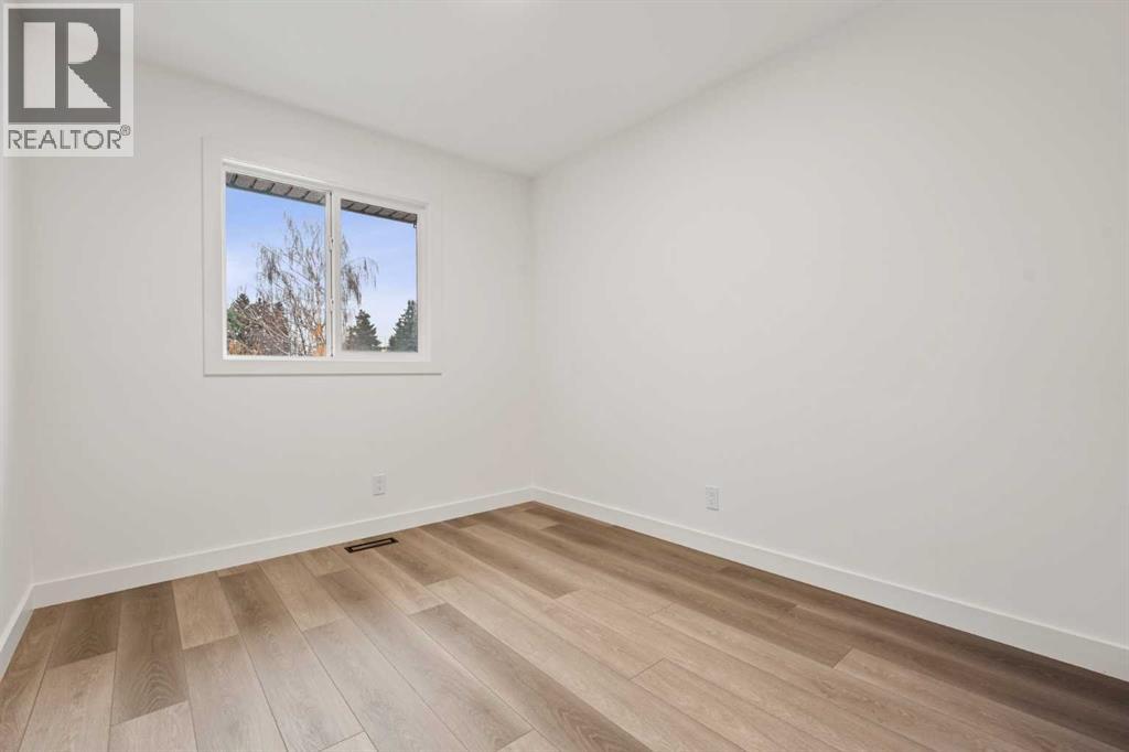 10532 Oakmoor Way SW, Calgary — photo 26