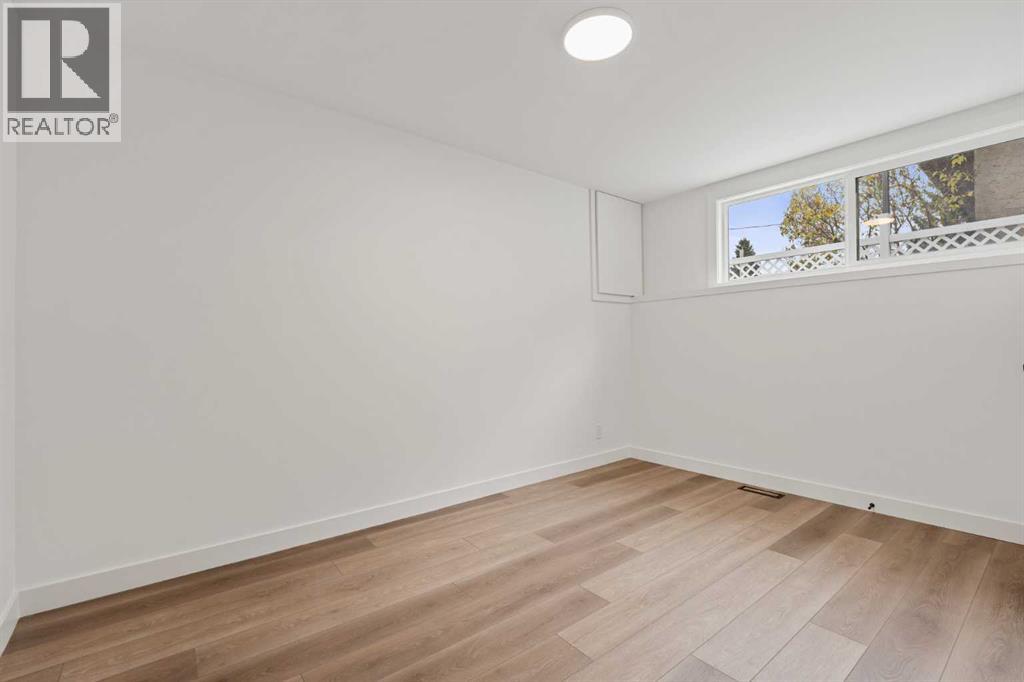 10532 Oakmoor Way SW, Calgary — photo 29