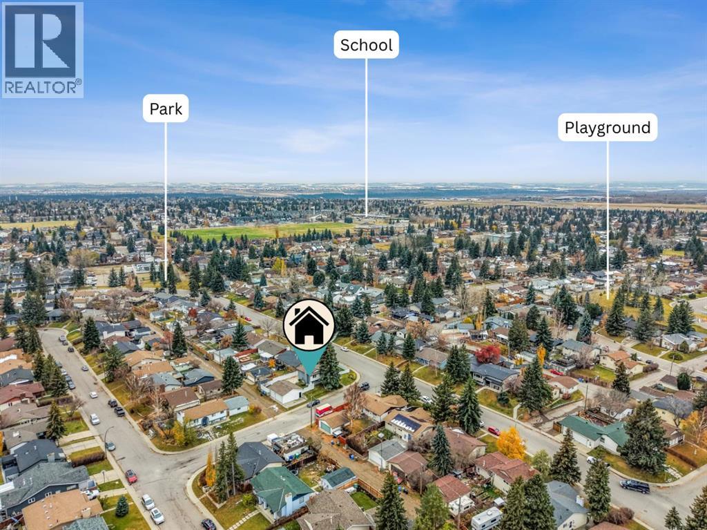10532 Oakmoor Way SW, Calgary — photo 3