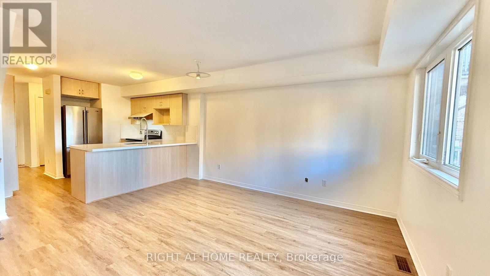 225 CLARENCE STREET, Ottawa — photo 10