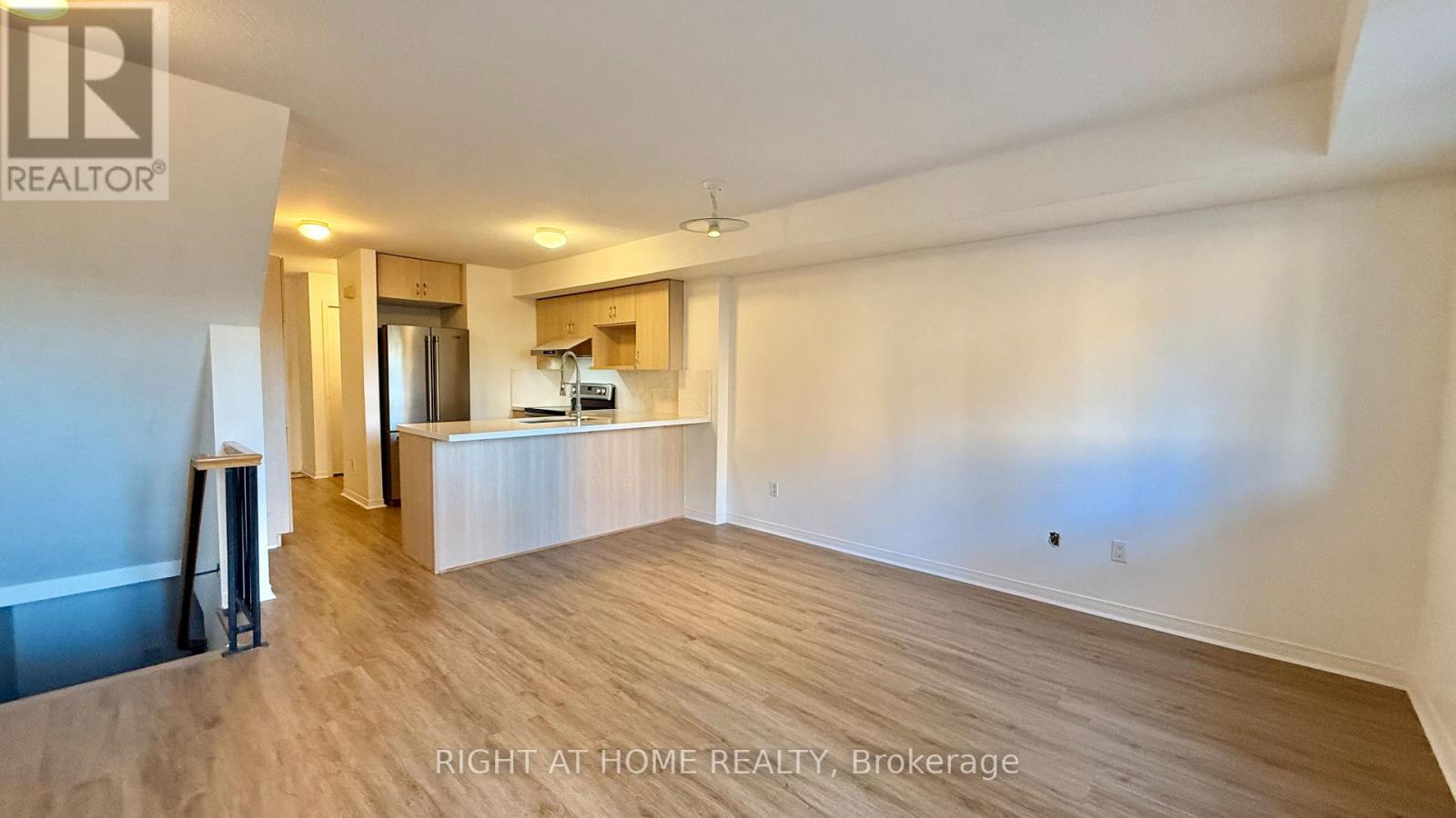 225 CLARENCE STREET, Ottawa — photo 7