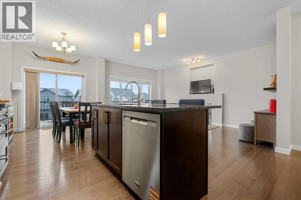 Property photograph 12 for MLS A2355550