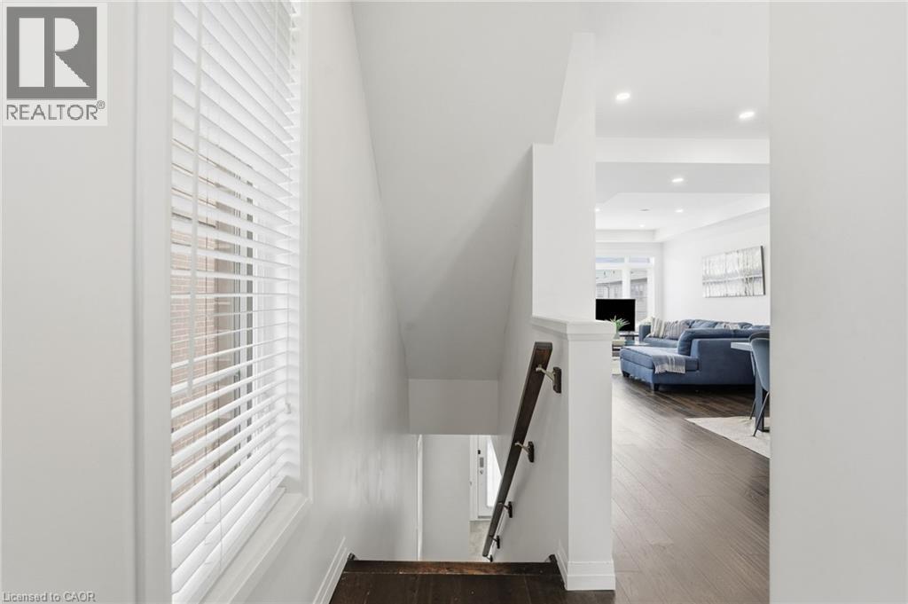 30 TIMES SQUARE Boulevard Unit# 201, Stoney Creek — photo 10