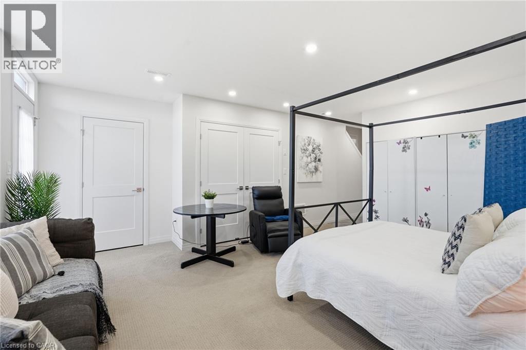 30 TIMES SQUARE Boulevard Unit# 201, Stoney Creek — photo 8