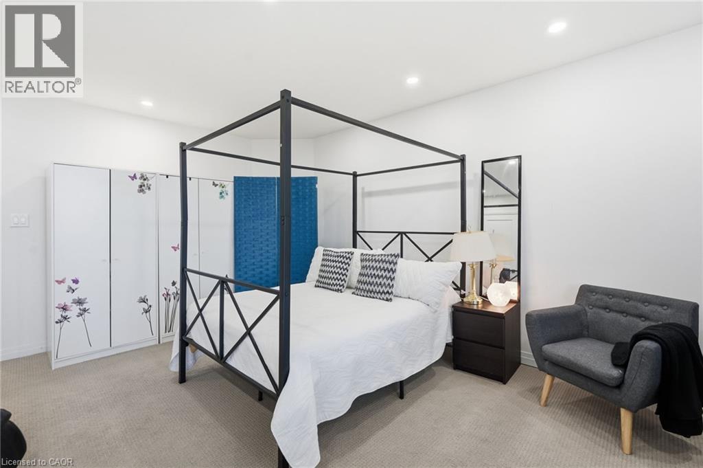 30 TIMES SQUARE Boulevard Unit# 201, Stoney Creek — photo 9