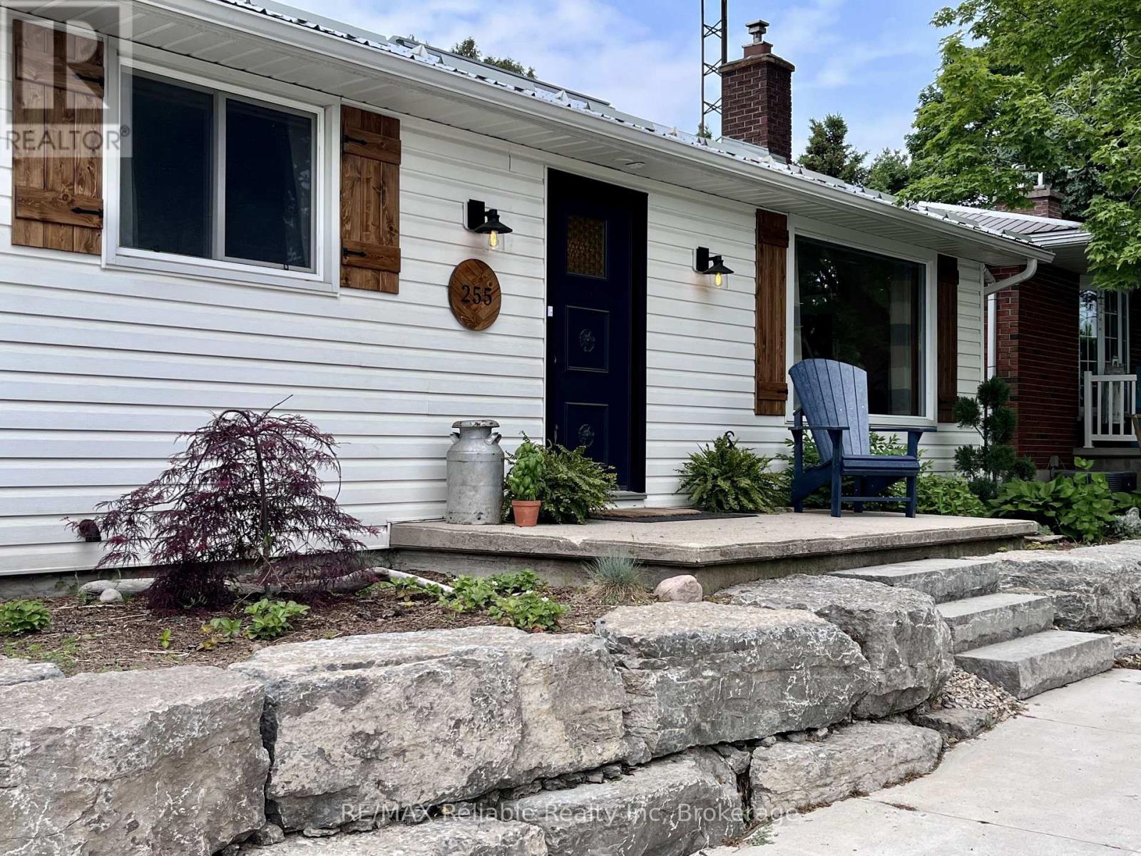 255 HAMILTON STREET, North Huron (Blyth) — photo 3