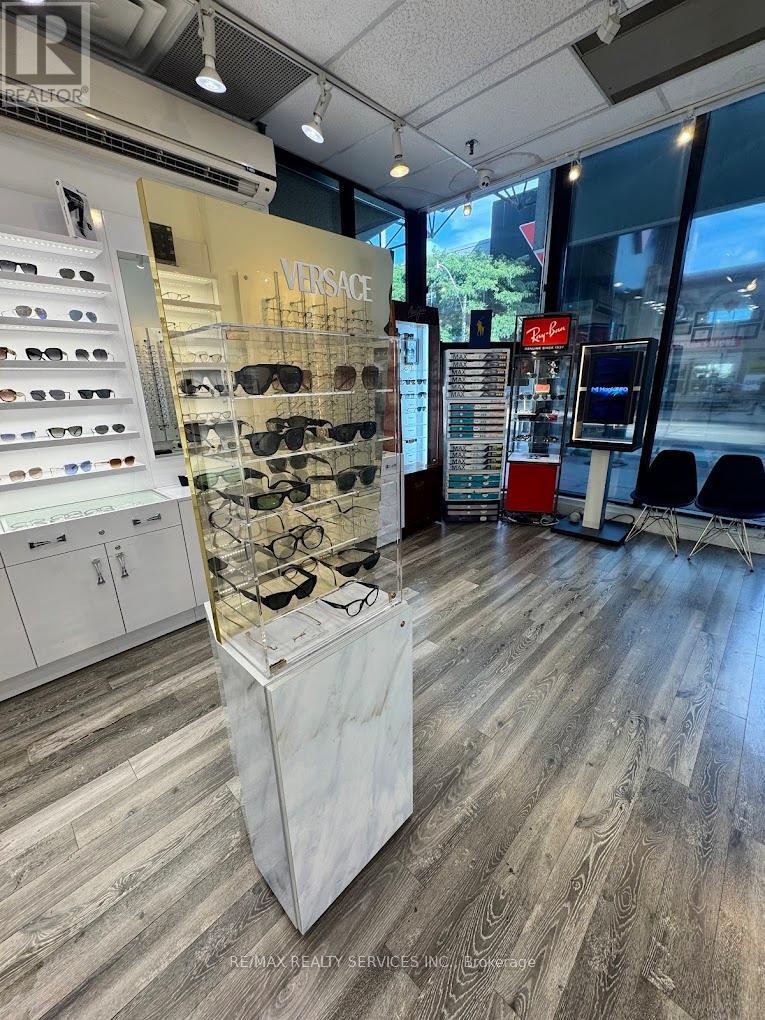 3 - 890 YONGE STREET, Toronto (Annex) — photo 3