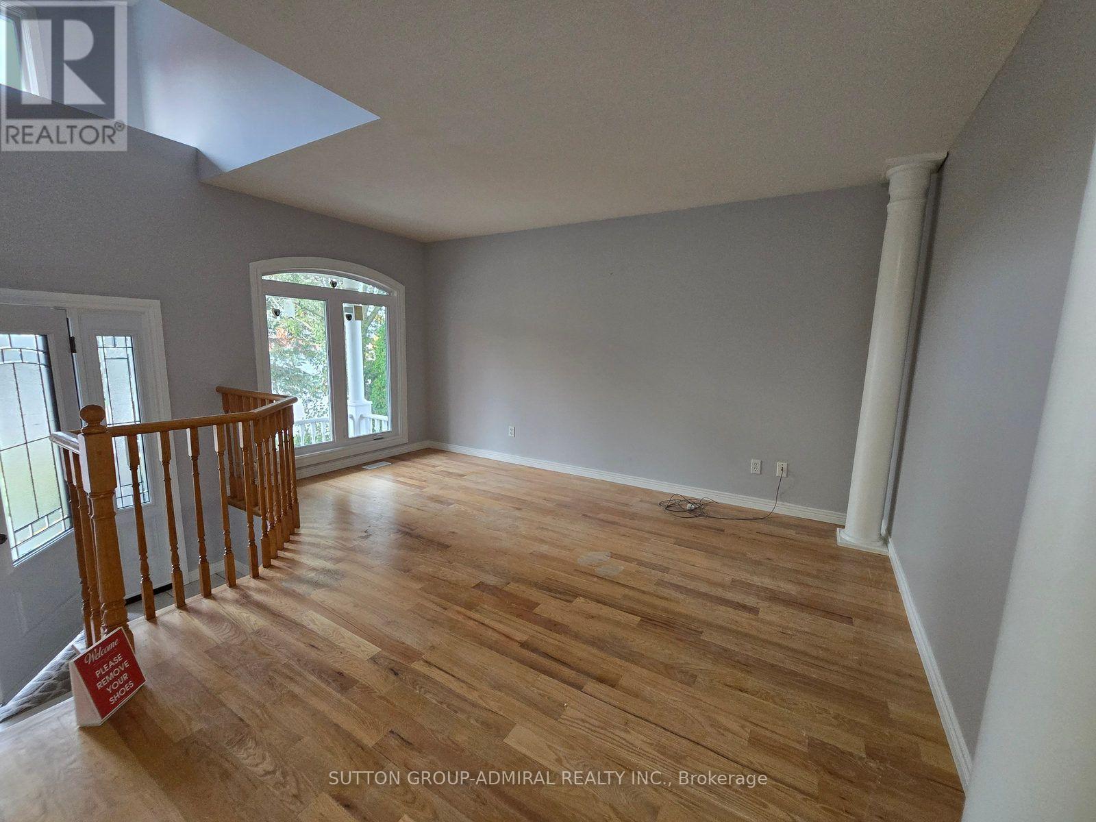 Main Flr- 195 Ryerson Crescent, Oshawa, ON photo 12