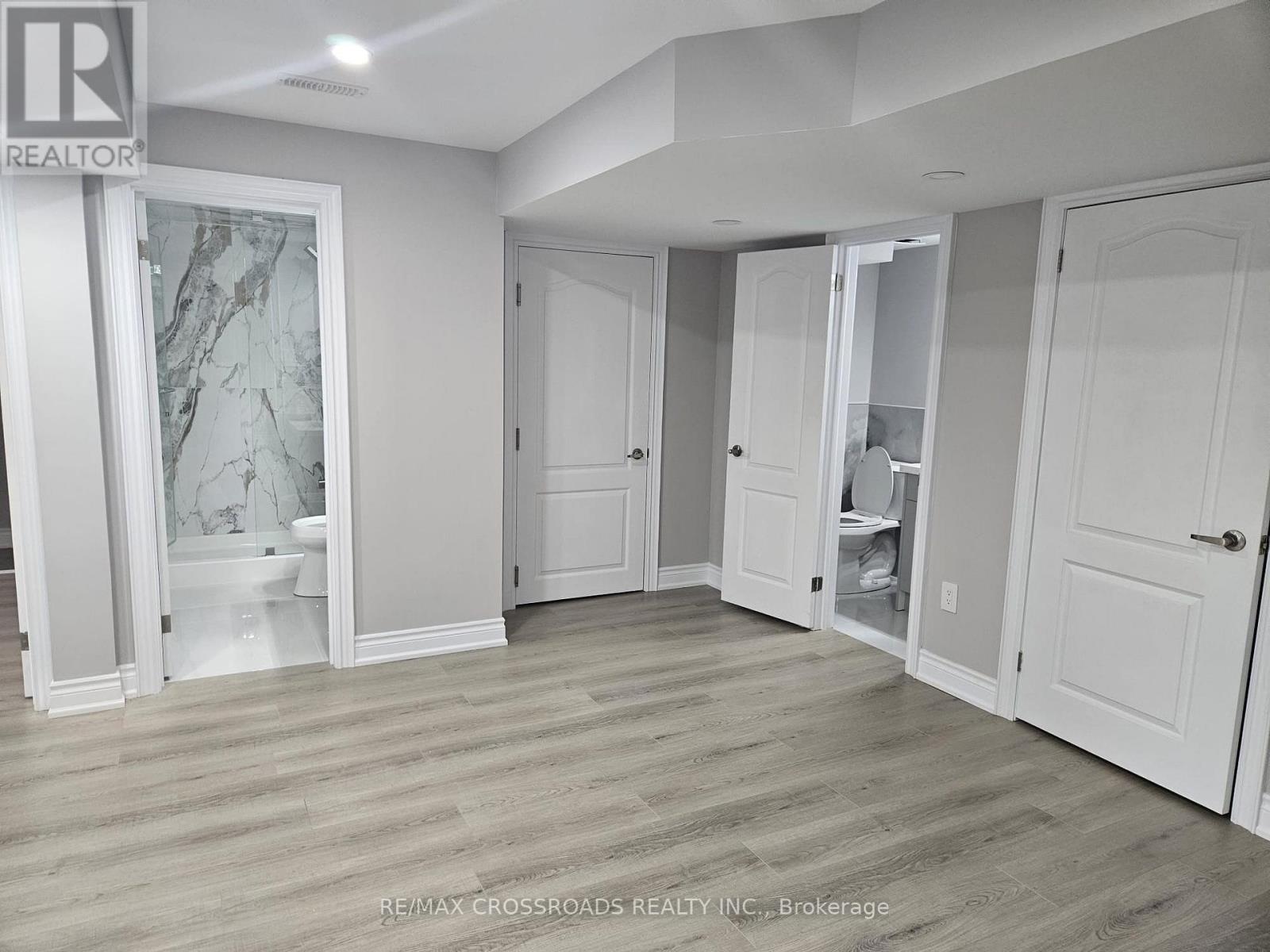1291 Apollo Street, Oshawa, ON photo 2
