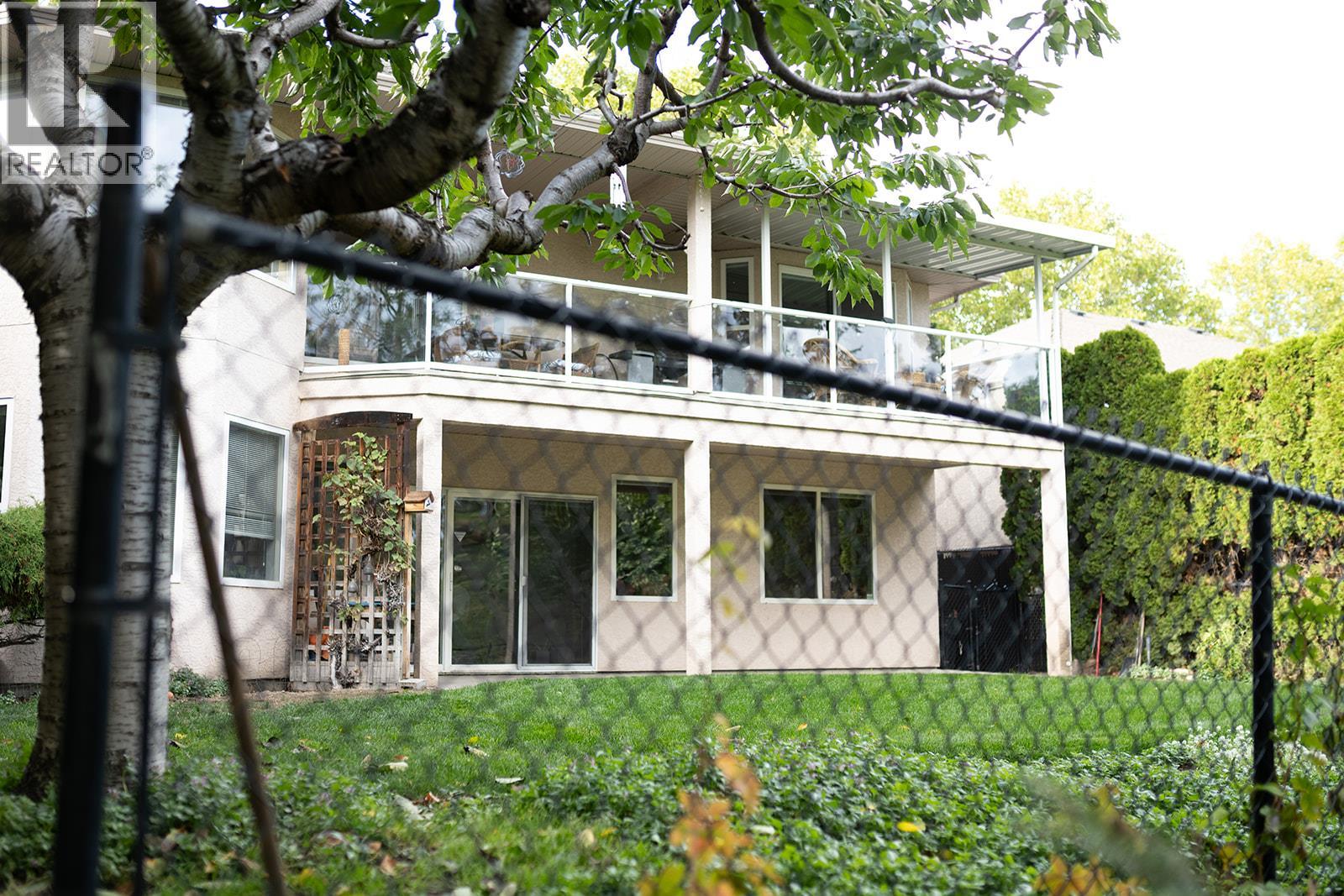 981 Westview Way, West Kelowna