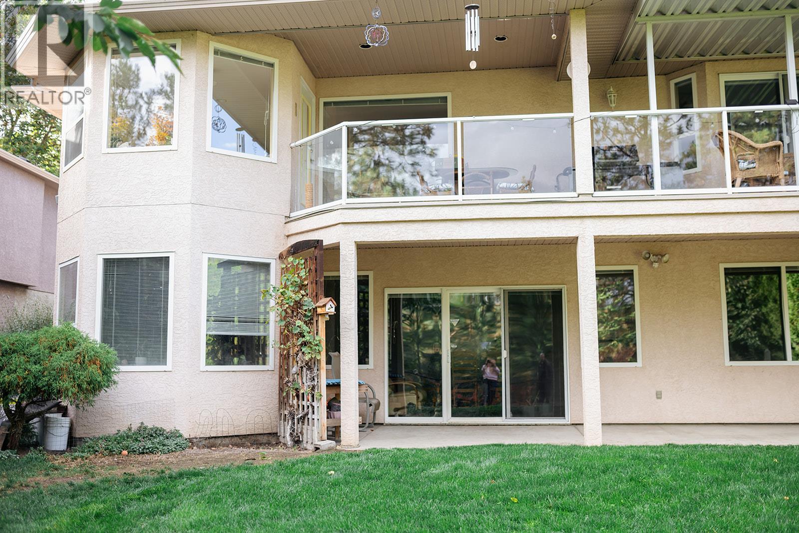  981 Westview Way, West Kelowna