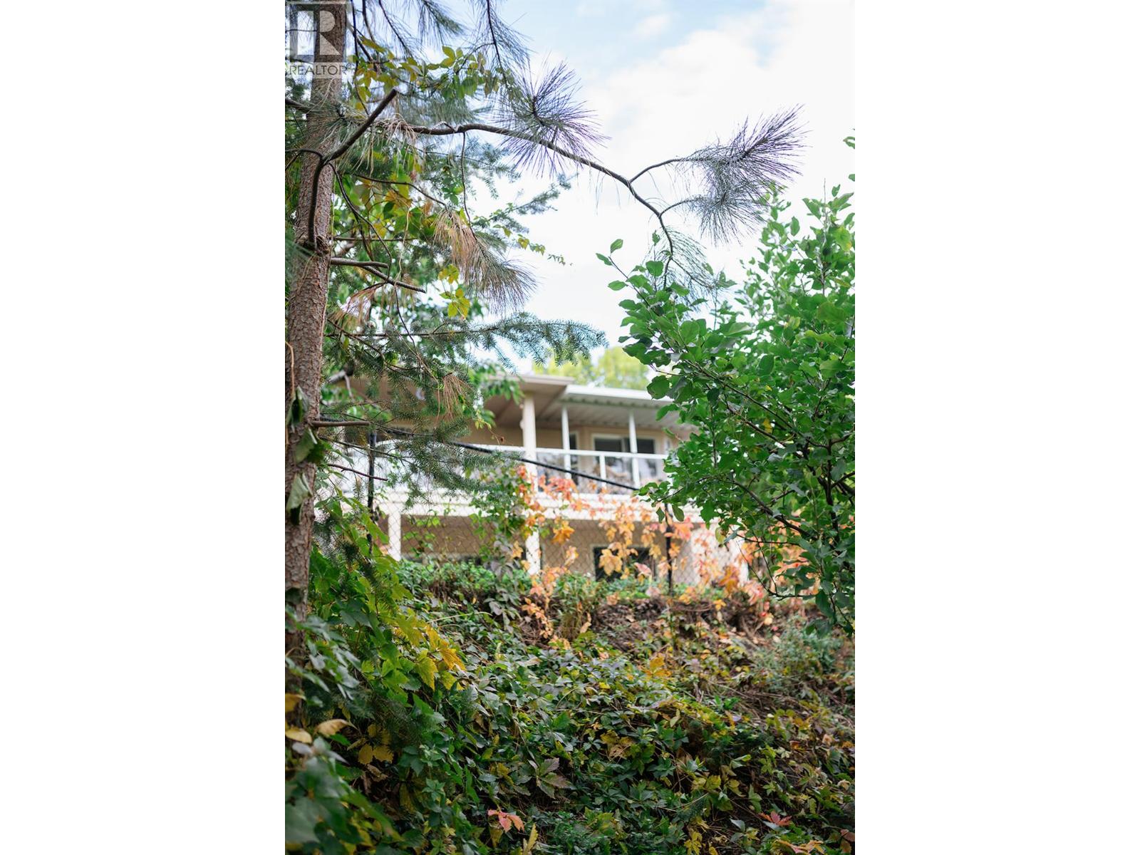  981 Westview Way, West Kelowna